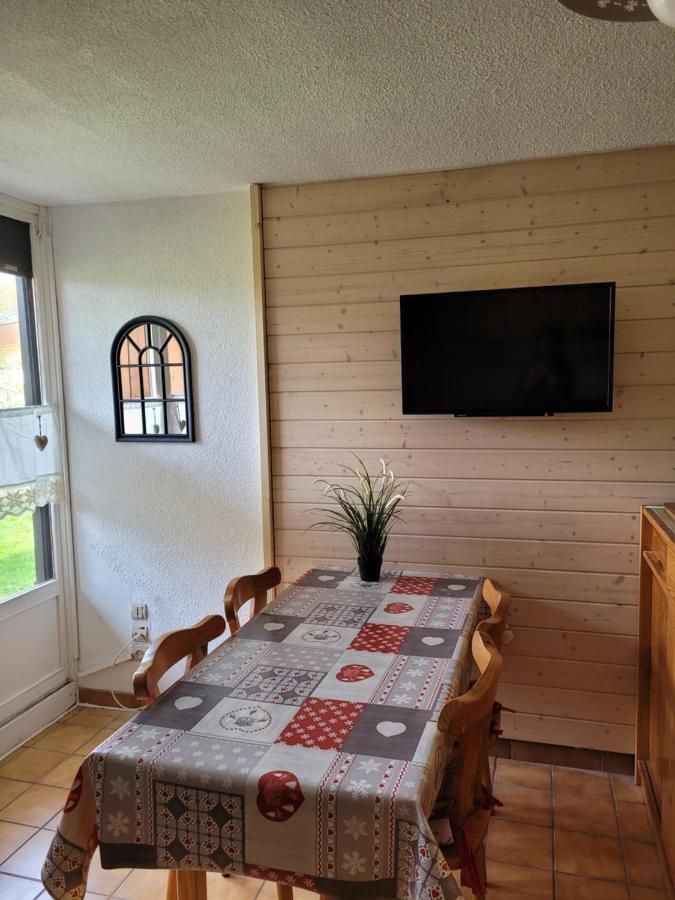 Appartement Le Flocon, Joli Petit Cocon 4 Pers En Rez De Jardin Draps Inclus Les Rousses Luaran gambar