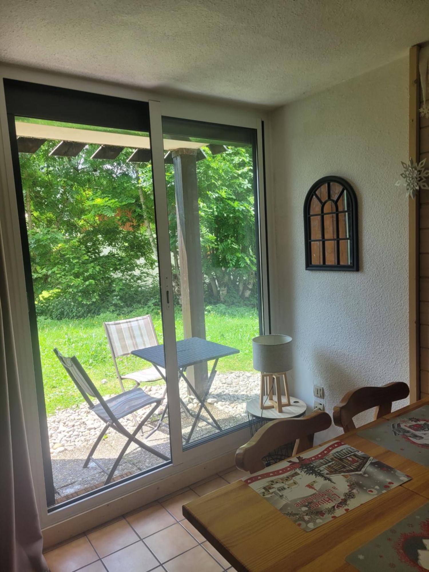 Appartement Le Flocon, Joli Petit Cocon 4 Pers En Rez De Jardin Draps Inclus Les Rousses Luaran gambar